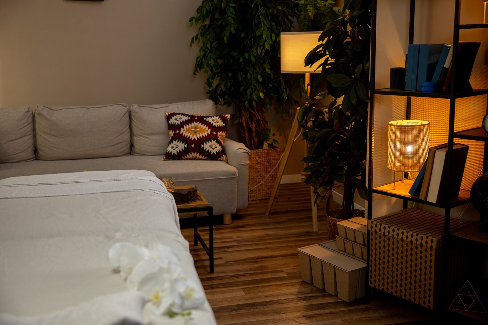 A Cozy and Inviting Wellness Space Designed with Beautiful Natural Elements Throughout